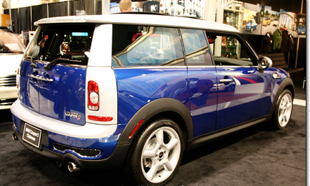 Two new Mini Cooper models to sell in China in Sept